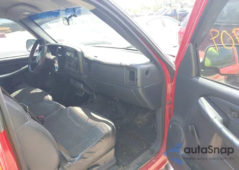 2000 Chevrolet Silverado 1500 from USA, damaged, VIN 1GCEC14W0YZ154863